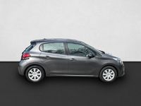 tweedehands Peugeot 208 1.2 PureTech Blue Lion NAVI / CRUISE / DAB / AIRCO