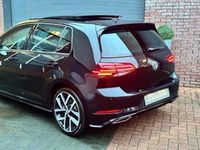 tweedehands VW Golf VII 1.5 TSI R-line PANO ACC LED STOELVW PDC
