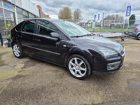 tweedehands Ford Focus 1.6-16V Futura