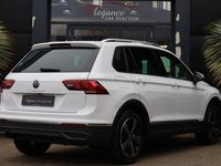 tweedehands VW Tiguan 1.5 TSI Life Business Navigatie/Camera/Stoelverwar