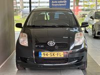 tweedehands Toyota Yaris 1.3 VVTi Sol MMT • Automaat • 123DKM NAP