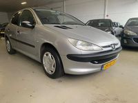Occasion Peugeot 206 75 PK (55 kW) 2001 Grijs (metallic) Hatchback