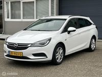 tweedehands Opel Astra Sports Tourer 1.0 Turbo Business / Navigatie