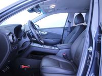 tweedehands Hyundai Kona EV 204pk 2WD Aut. Premium 64kWh NAVI CAMERA WINTER