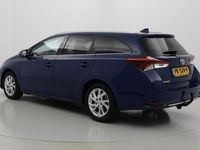 tweedehands Toyota Auris Touring Sports 1.2T Dynamic Trekhaak Navigatie