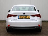 tweedehands Lexus IS300h Hybrid Business Line | Stoelverwarming | Parkeersensoren