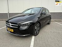 Occasion Mercedes B180 Business 136 PK (100 kW) 2020 Zwart MPV