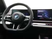 Nieuw BMW i5 M Sport 250 kW (340 PK) 2025 Zwart, metallic lak Sedan