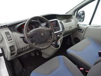 tweedehands Renault Trafic 2.0 dCi T29 L1 Aut- 3 Pers, Imperiaal, Navi, Park Assist, Cruise, Clima, Grijs Kenteken