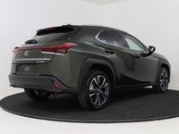 tweedehands Lexus UX 250h Preference Line | Safety System | 18" Velgen | Apple Carplay & Android Auto |