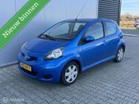 Occasion Toyota Aygo 68 PK (50 kW) 2011 Blauw Hatchback
