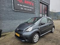 Occasion Toyota Aygo 68 PK (50 kW) 2013 Grijs (metallic) Hatchback