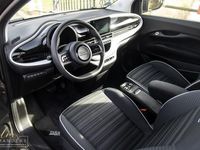 tweedehands Fiat 500e Action 24 kWh 2021 BRUIN | Elektrisch | Luxe | Airco