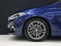 tweedehands BMW 118 118 i Executive Sport Edition [SPORTSTOELEN GROOT