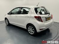 tweedehands Toyota Yaris 1.3 VVT-i Airco-Navigatie-Camera-Lm.15'velgen