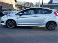Occasion Ford Fiesta ST-Line 101 PK (74 kW) 2017 Grijs (metallic) Hatchback