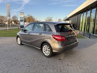 Occasion Mercedes B180 123 PK (90 kW) 2015 Grijs (metallic) MPV