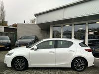 tweedehands Lexus CT200h 136PK FACELIFT NAVI+AFN TREKH+CAMERA PARELMOER