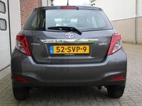 tweedehands Toyota Yaris 1.3 VVT-i Aspiration 3-Deurs * Airco / Cruise / 26