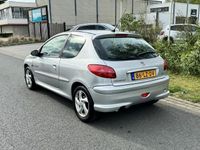 tweedehands Peugeot 206 1.6-16V Quiksilver 109PK Airco•Cruise•NAP