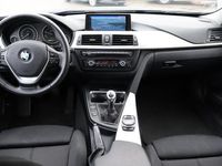 tweedehands BMW 318 3-SERIE Touring d High Executive Navigatie, Climate control, Cruise control, Elektrische kofferklep