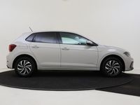 tweedehands VW Polo 1.0 TSI Life | Digital cockpit Pro | Parkeersensoren | Navigatie | Draadloze telefoonlader | Airco | Adaptieve Cruise control | CarPlay |