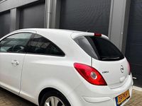 Occasion Opel Corsa Color Edition 86 PK (63 kW) 2011 Wit Hatchback