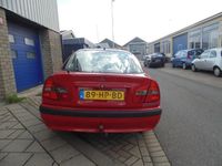 Occasion Mitsubishi Carisma 99 PK (72 kW) 2001 Rood Hatchback