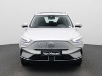 Nieuw MG ZS Luxury 130 kW (177 PK) 2025 Rood Sedan