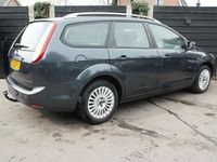 tweedehands Ford Focus Wagon 1.8 Limited * Parkeersensoren achter * Airco * Cruise control *