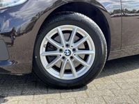 tweedehands BMW 220 Active Tourer 220i AUTOMAAT TREKHAAK ECC NAV CRUIS