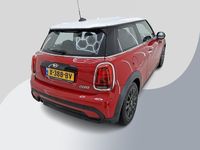 Occasion Mini Cooper 136 PK (100 kW) 2023 Rood Hatchback