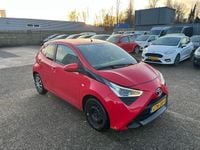 Occasion Toyota Aygo 72 PK (52 kW) 2022 Rood Hatchback