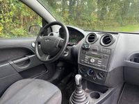 Occasion Ford Fiesta Futura 69 PK (50 kW) 2006 Blauw Hatchback
