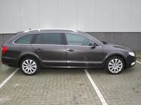 tweedehands Skoda Superb Combi 1.8 TSI Elegance Business Line trekhaak vol optie's