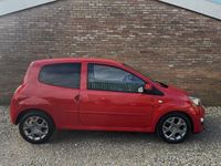 tweedehands Renault Twingo 1.2 16V Collection Nette sportieve auto