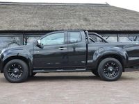 tweedehands Isuzu D-Max 1.9 4x4 Extended Cab Black Edition | Automaat | Rollbar | Rollcover | Navigatie