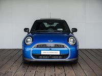 Occasion Mini Cooper Favoured 156 PK (114 kW) 2024 Blauw Hatchback