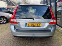 tweedehands Volvo V70 1.6 T4 Momentum 180PK H.LEER / XENON / PDC / TREKH