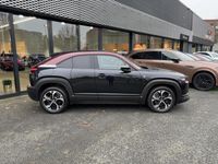 Occasion Mazda MX30 Edition 170 PK (125 kW) 2023 Jet black twotone maroon rouge SUV