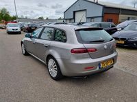 tweedehands Alfa Romeo 159 Sportwagon 2.2 JTS Distinctive NAV.+ Clima Bj:2006 NAP!