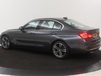 tweedehands BMW 320 320 d Luxury Line | Leder | Stoelverwarming | Head-