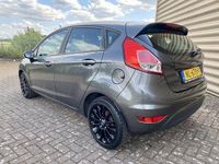 Occasion Ford Fiesta Style 67 PK (49 kW) 2017 Grijs Hatchback