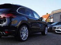 tweedehands Porsche Cayenne 4.8 S | Schuifdak | Tussenbak vernieuwd | PERFECT