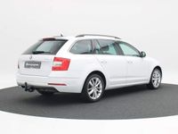 tweedehands Skoda Octavia Combi 1.5 TSi 150 Pk DSG Business Edition | Navi | Trekhaak | 17 Inch | Half Leder