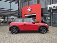Occasion Mini Cooper Pepper 136 PK (100 kW) 2018 Rood Hatchback