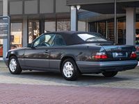 Occasion Mercedes E220 150 PK (110 kW) 1995 Zwart Cabriolet