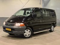Occasion Toyota HiAce 88 PK (64 kW) 2003 Zwart (metallic) Sedan