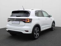 tweedehands VW T-Cross - 1.0TSI/111PK R Line Style DSG · Navigatie · Parkeersensoren · Stoelverwarming