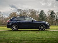 tweedehands Maserati Levante 3.0 V6 S AWD GranLusso | Pano-dak | CarPlay | Harm